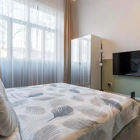 Apartment Luxurious Designer - Station *