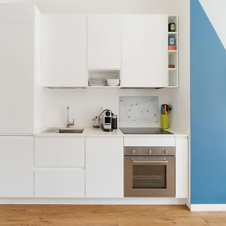 Guesthost - M2 Sant'agostino Bright Apartamento