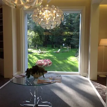 Tiziano - Gruppo Mini Hotell