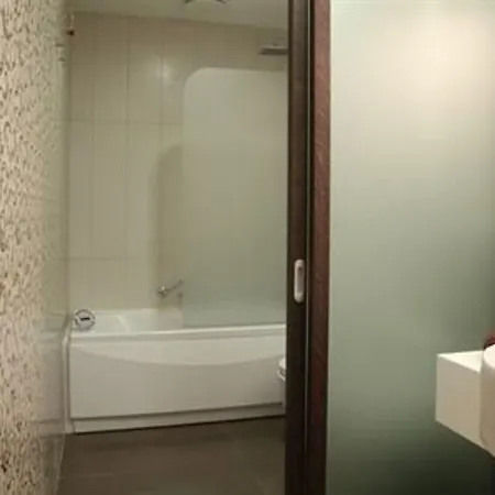 Tiziano - Gruppo Mini Hotell 4*