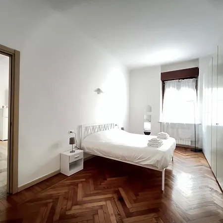 Apartamento Big Cozy Goldoni-duomo M4 Linate *