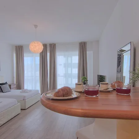 Sparkle - Chic In The *