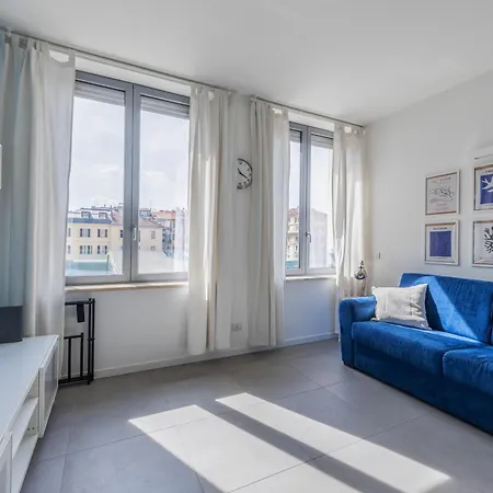 Cadorna House In * Milano