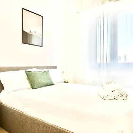 Cozy House A Few Steps From The Metro And Duomo *