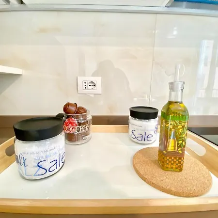 Penthouse With Panoramic Terrace-8 Minutes From The Duomo Lejlighed