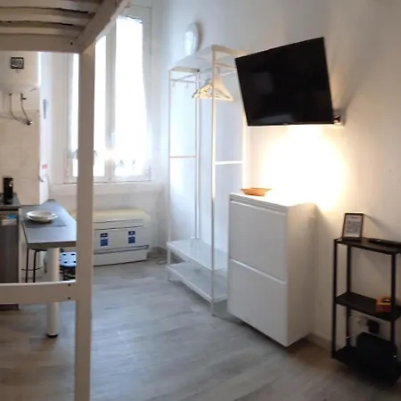 Domus Cassinis Metro And Trains At Your Doorstep Appartamento Milano