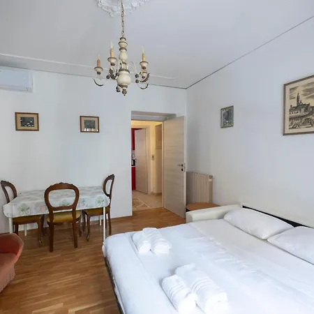 Appartement Splendido Trilocale A 400m Dalla Stazione Milaan