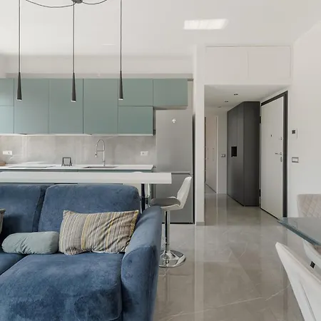 Guesthost - Modern Mm3 Corvetto * Milan