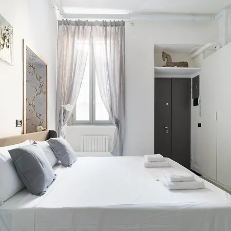 Guesthost - Bright Mm2 Sant'agostino Apartman Milánó
