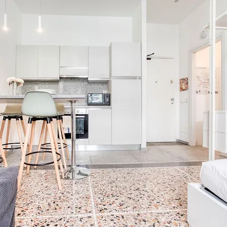 Apartment Easylife - - Soperga 44 Pt - Milan