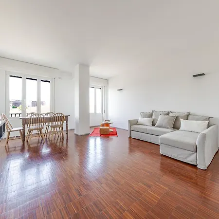 One Bedroom In The Heart Of Lejlighed