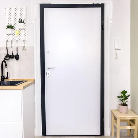 Cozy 1Br With Terrace 15 Min To Central Station Милан