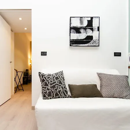 Corso Chic Street, Porta Garibaldi, Stazione Centrale, Nel Cuore Della Citta Di *