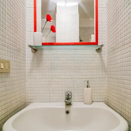 A Window On The Naviglio - B Lejlighed *