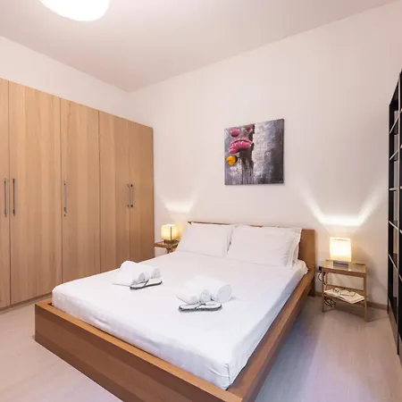 Strambio, 8 - Smart In * ميلان