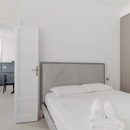 Guesthost - Cinque Giornate Bright ミラノ