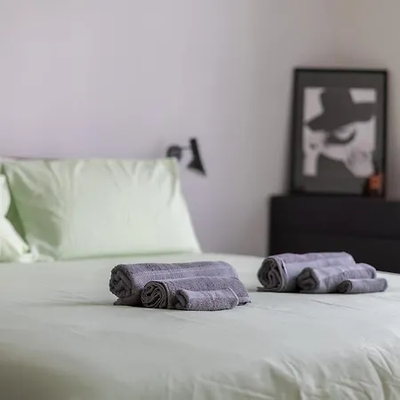 The Urban Nest - Elegante E Moderno 2 Stanze شقة