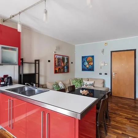 Elegant Retreat With Sunny Terrace & Excellent Metro Links 公寓 *