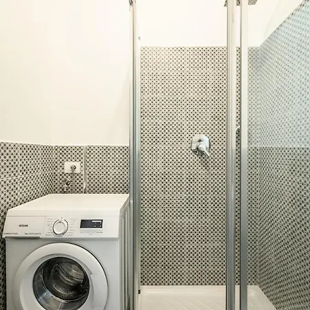 70 Mq Station 100 Mt Apartment