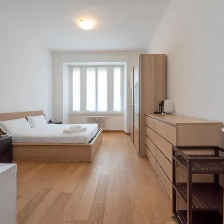 Xenia - 3 In Via Ugo Bassi 23 Апартаменты *