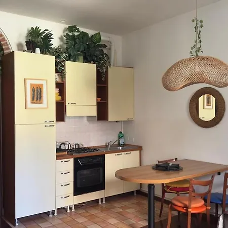 דירה Station-bosco Verticale Cozy & Elegant