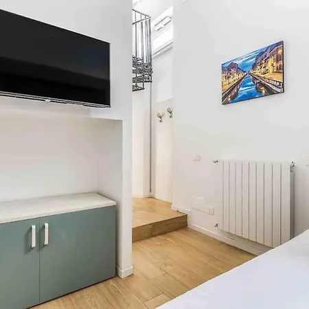 Heated Hydromassage Pool Station1' View Milan