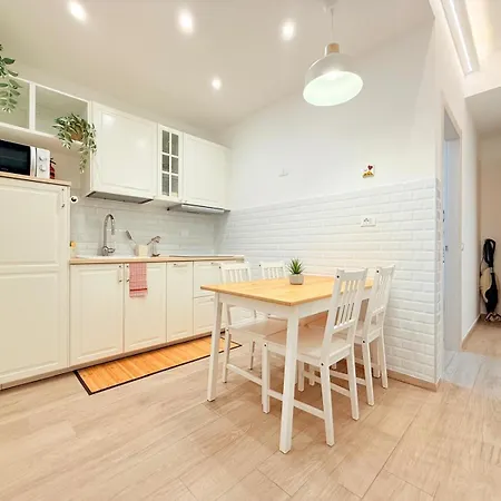 New In The Prada Foundation Appartement Milan