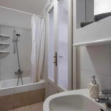 Apartamento Stylish At Isola-garibaldi District - B