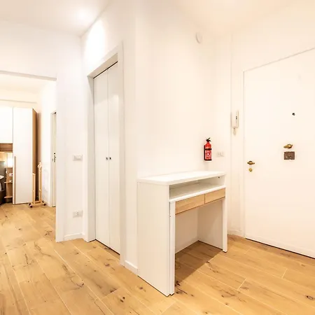 Navigli 2-bedroom And Sofa Bed *