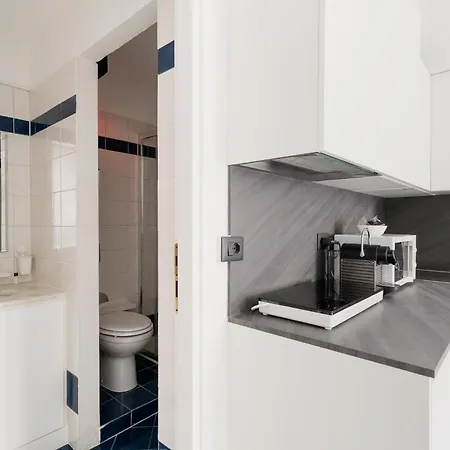 Guesthost - Bright Mm2 Sant'agostino Apartman