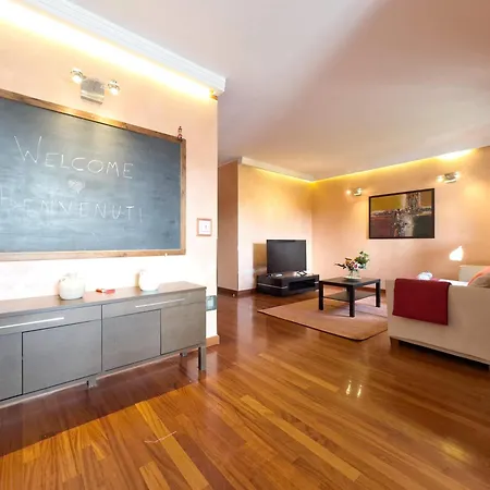 Homeby, Dimora Diana Apartamento *