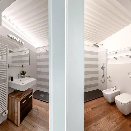 Appartamento Stayeasy Bernina - Design Loft, Metro And Free Parking *