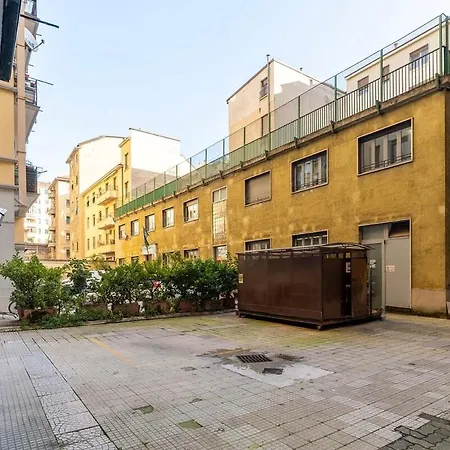 Luxurious Designer - Station Milan