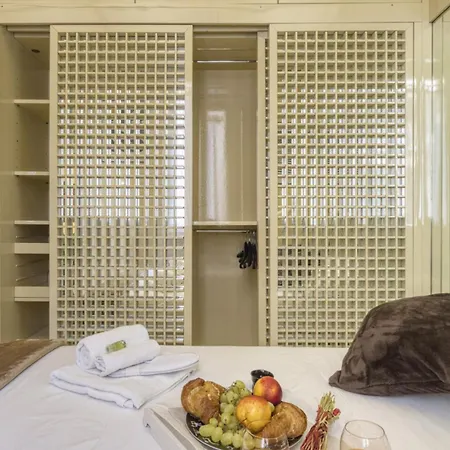 Apartment Cerva - Cozy 1 Bedroom With Balcony In San Babila By Rentopolis *