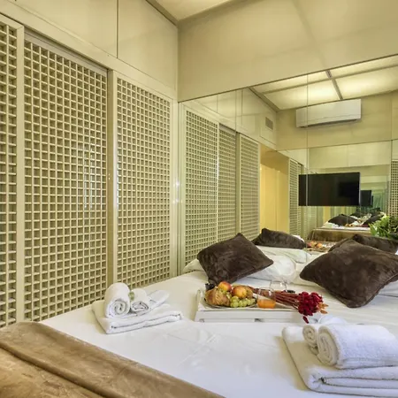 Cerva - Cozy 1 Bedroom With Balcony In San Babila By Rentopolis Apartment Milan