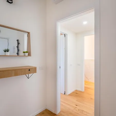 Design Flat With Terrace At 10 Min San Siro Stadium