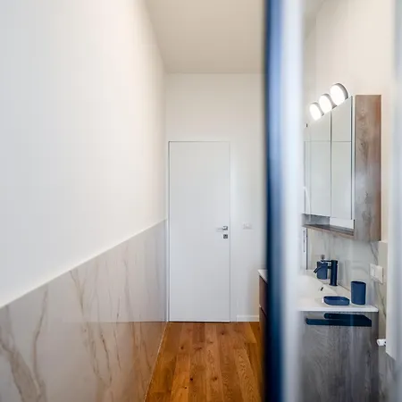 Design Flat With Terrace At 10 Min San Siro Stadium