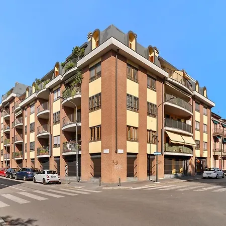 Elegant Retreat With Sunny Terrace & Excellent Metro Links 公寓