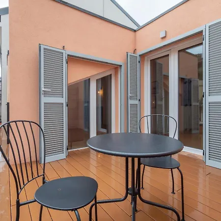 Xenia - 2rooms In Via Petrella 4 E شقة