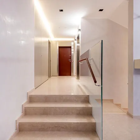 Fabbri Palace - B Milano