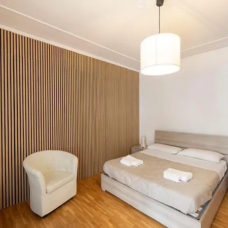 Splendido Trilocale A 400m Dalla Stazione Appartement Milaan