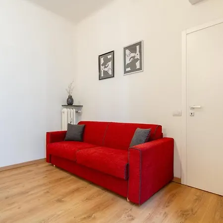 70 Mq Station 100 Mt Apartment *