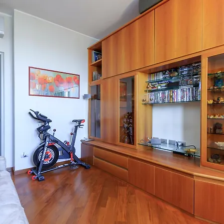 I-host - Scheiwiller 1 * Milano