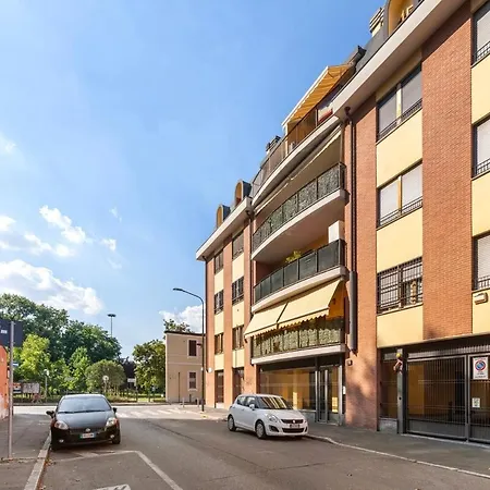 Elegant Retreat With Sunny Terrace & Excellent Metro Links * 米兰