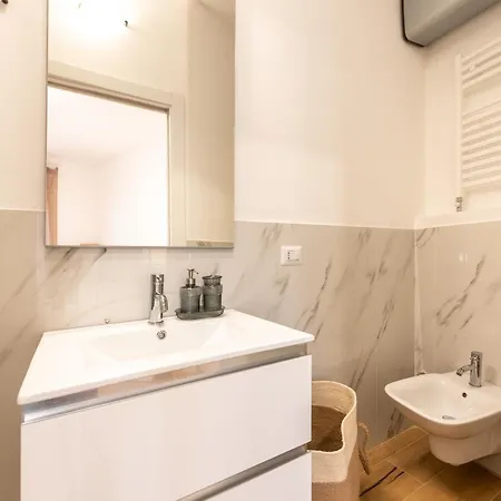 شقة Navigli 2-bedroom And Sofa Bed ميلان