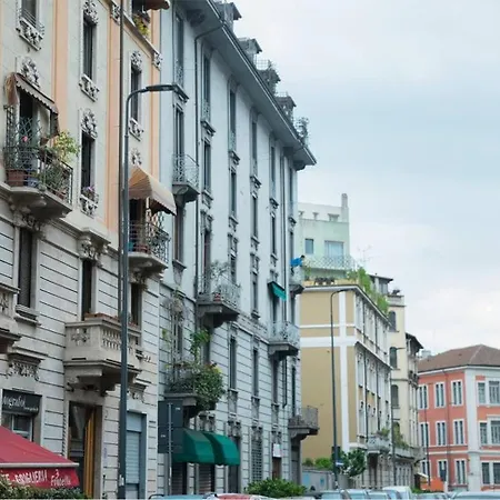 Cozy 1Br With Terrace 15 Min To Central Station * Милан