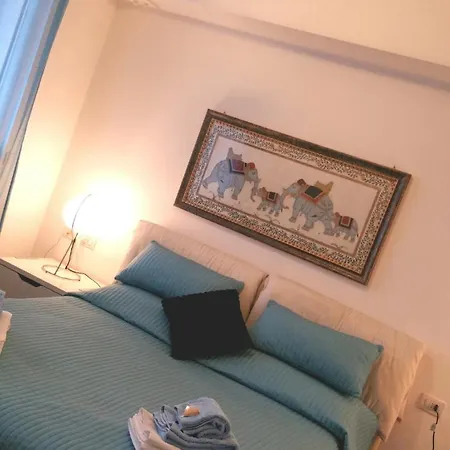 Bright And Lovely Private In