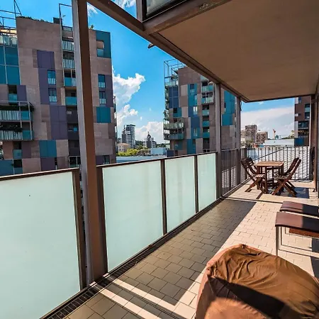 Appartement Large With Terrace *