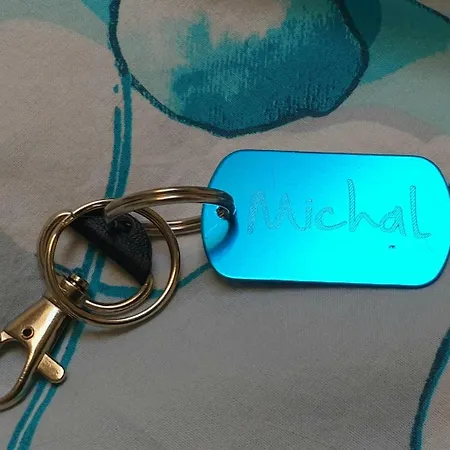 Bright And Lovely Private In