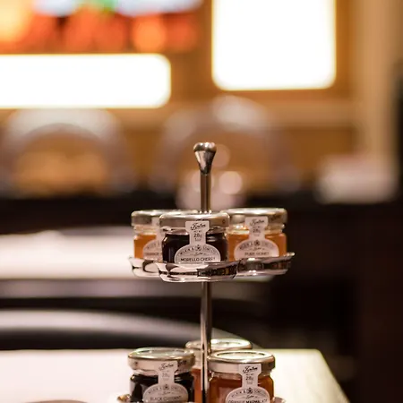 Hotel Mentana, By R Collection Milan